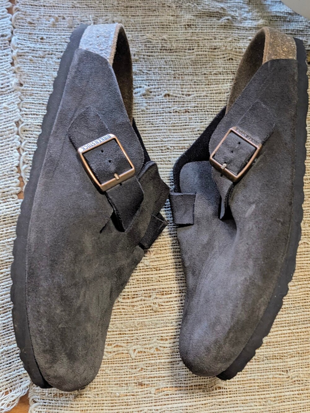 Birkenstock Boston clogs in mocha suede